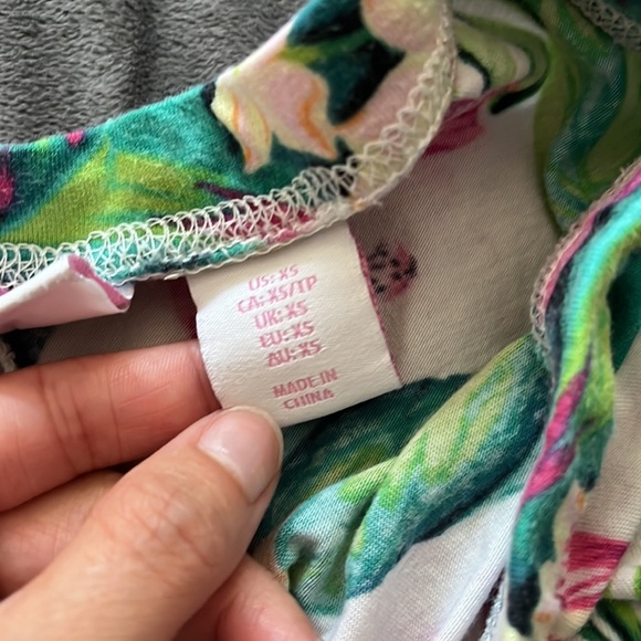 “Tommy Bahama” Floral sleepwear shorts size XS” - Picture 3 of 7